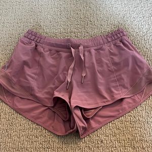 Lululemon Hotty Hot Short